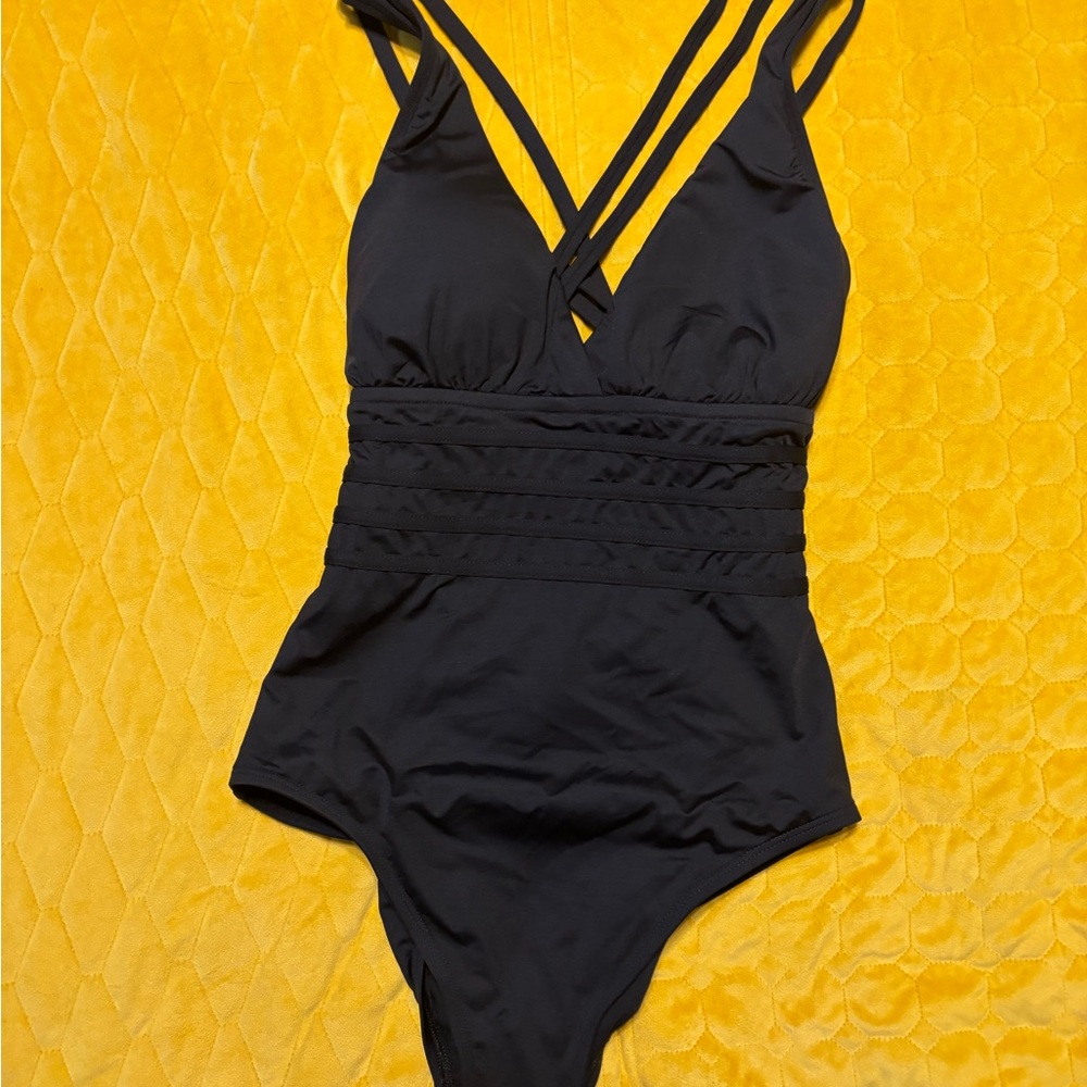 La Blanca Black One-Piece Swimsuit with Double Straps #7